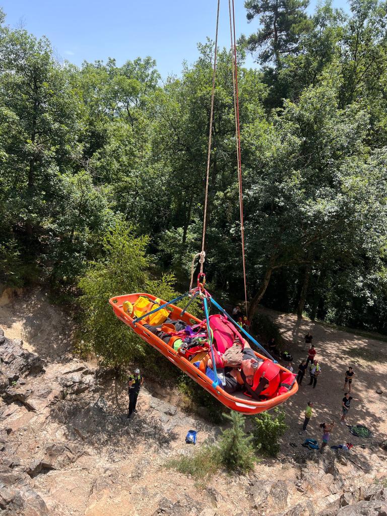 Escalade sur les falaises de Ceyrat
